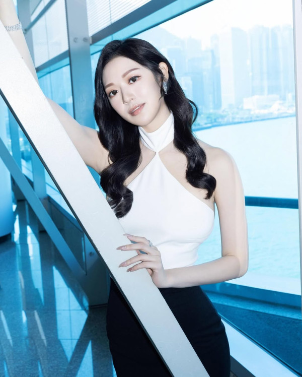 前力捧港姐冠軍銷聲匿跡慘變TVB失蹤人口！久違現身性感轉型做司儀搵食自救