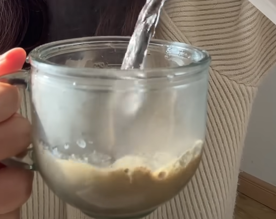 倒熱水1秒爆開？玻璃杯「越厚越危險」揭4大保命關鍵：做錯呢步隨時受傷