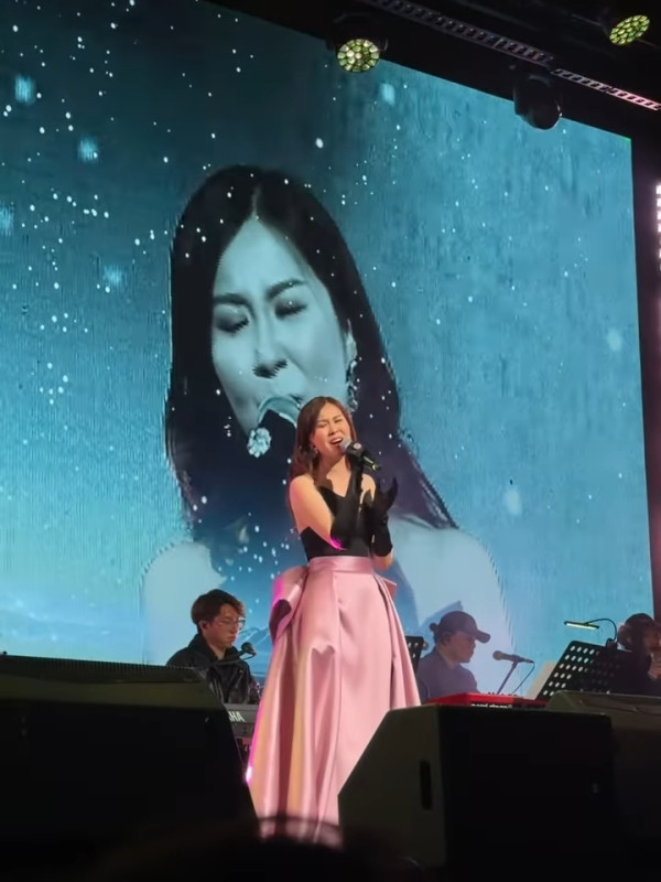 劉佩玥首個音樂會晒「隱藏級」歌喉超驚艷!TVB群星撐場觀眾席星光熠熠