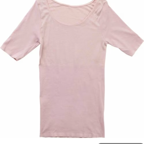 (圖片: 發熱內衣商官方圖片) U記發熱衣輸咗?日媒LDK實測點評長袖短袖發熱衣 榜單冠軍「保暖王者」勝HEATTECH