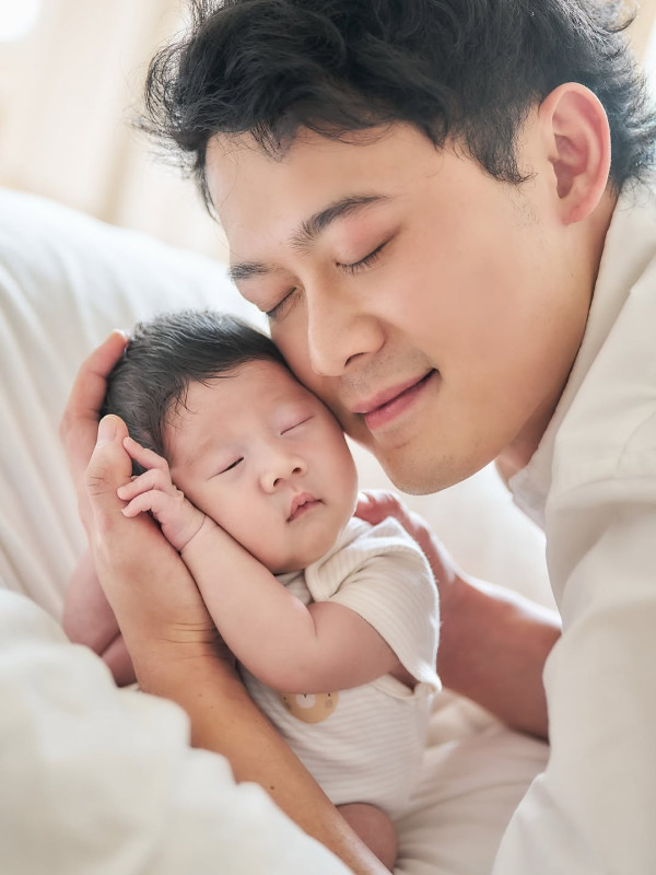 30歲女藝人閃婚誕女後補辦過大禮！董事老公錫到燶 奢華晒金器見證幸福