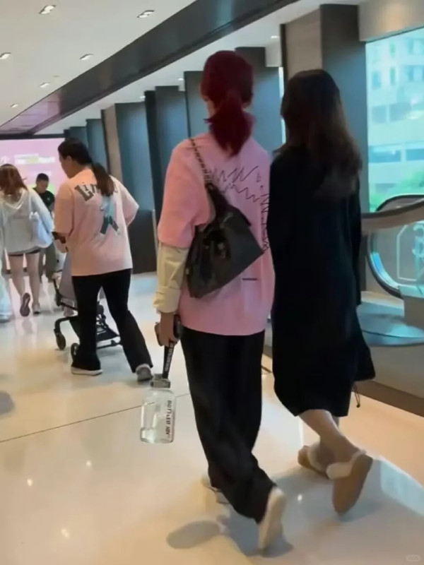 52歲蔡少芬零修飾素顏照震撼網民 近距離真面目被指「鬆弛感」滿分