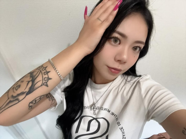 不良一族尋愛記線上看|11位成員IG起底+Netflix集數更新時間!女成員Baby超美惡女爆紅