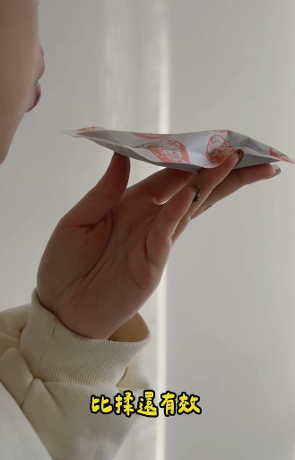 暖包唔使大力搖！網民瘋傳「哈氣」極速變暖 教你1招「密封法」延長發熱18小時