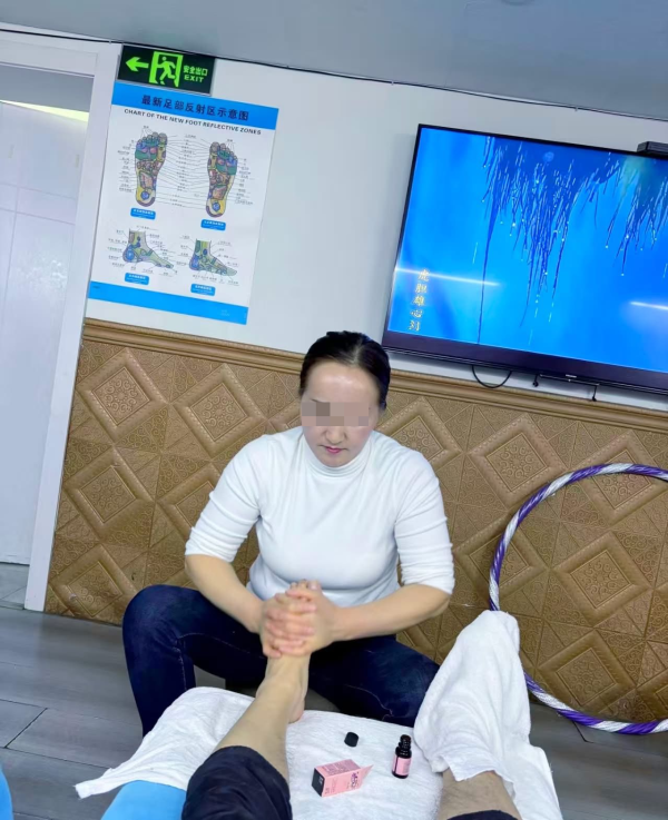 北上按摩中伏|港男點名「名媛技師」慘遇照騙!網民嘲心術不正:唔係男人算好彩