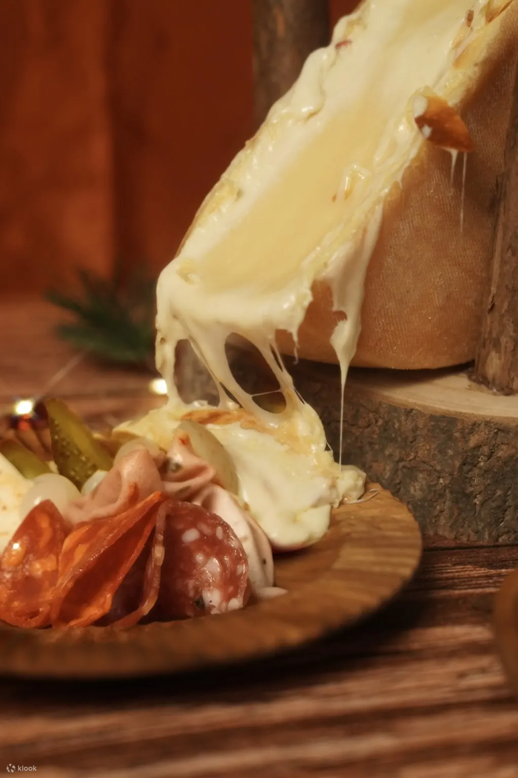 逸東酒店聖誕自助晚餐買一送一$437！3小時任食和牛肉眼/龍蝦/片皮鴨/生蠔