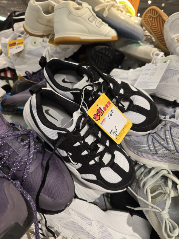 尖沙咀海港城運動名牌開倉低至2折！運動鞋/風褸/餃子包$100起！Nike/adidas/Reebok/The North Face/New Balance