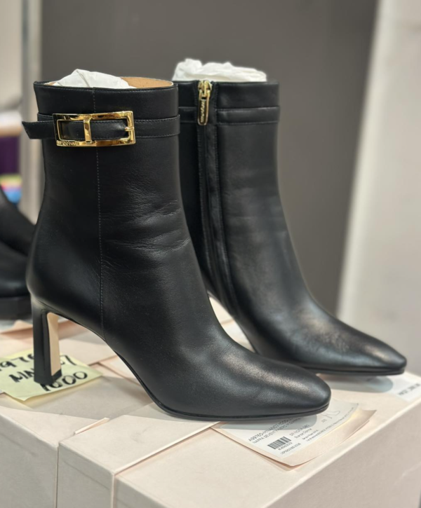 銅鑼灣時代廣場名牌開倉低至1折！Laura Mercier買一送一！化妝品/香水/長靴/羽絨外套大劈價