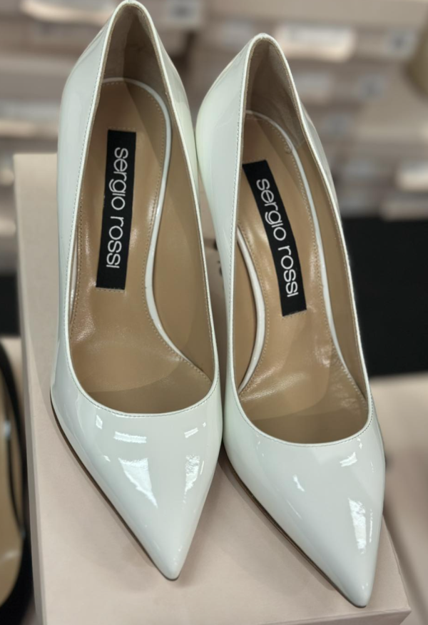 銅鑼灣時代廣場名牌開倉低至1折！Laura Mercier買一送一！化妝品/香水/長靴/羽絨外套大劈價