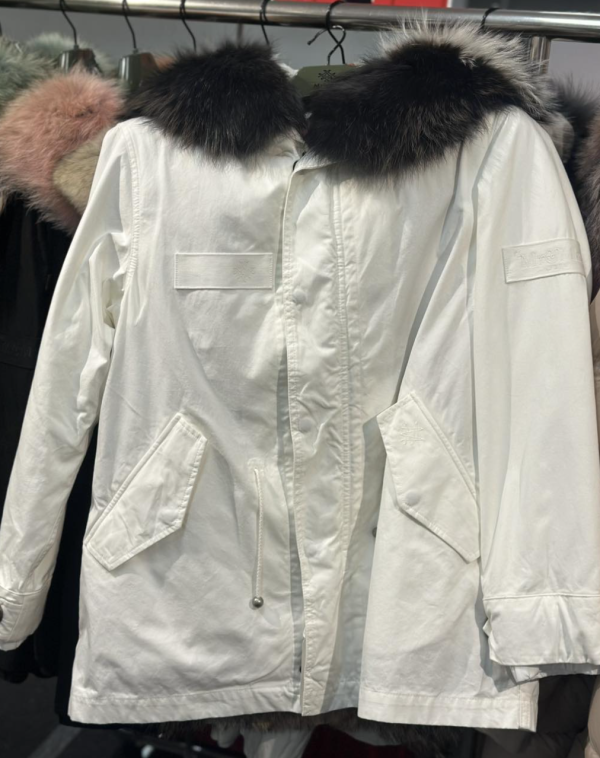 銅鑼灣時代廣場名牌開倉低至1折!Laura Mercier買一送一!化妝品/香水/長靴/羽絨外套大劈價