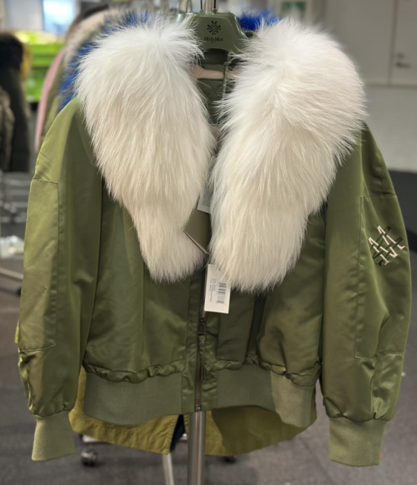 銅鑼灣時代廣場名牌開倉低至1折！Laura Mercier買一送一！化妝品/香水/長靴/羽絨外套大劈價