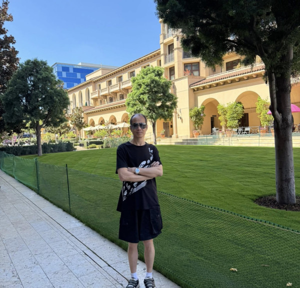 蘇民峰逾億豪宅內貌曝光！網民驚見書房風水藏玄機？奢華格局與貼地生活反差極大