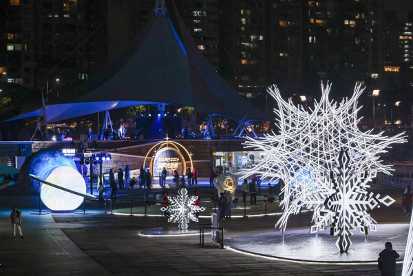 【到澳門度假節目超豐富！】2025澳門國際光影節 / 繽紛聖誕新口岸 / 幻彩夜關前 / 北區冬日市集 