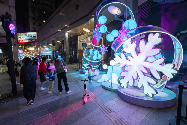 【到澳門度假節目超豐富！】2025澳門國際光影節 / 繽紛聖誕新口岸 / 幻彩夜關前 / 北區冬日市集 