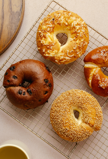 黃竹坑The Southside全新日式麵包店  黑松露海鹽卷／海苔肉鬆魷魚貝果