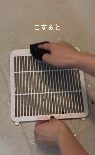 DAISO必買｜$12「去塵神器」完勝舊牙刷！實測洗冷氣/抽濕機 一擦黑塵全消