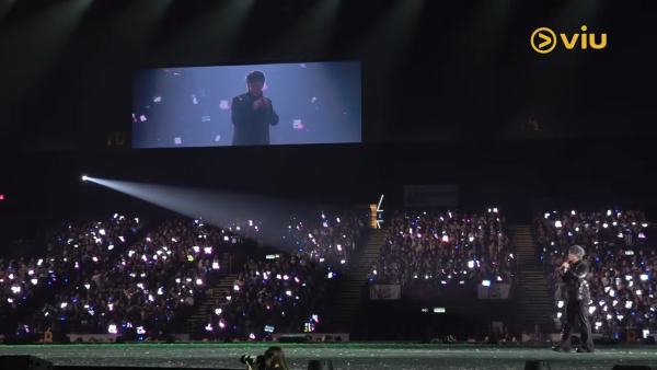 姜濤演唱會2025|姜濤頭場台上情緒決堤淚灑舞台 哽咽自爆今年經歷太多曾想退縮