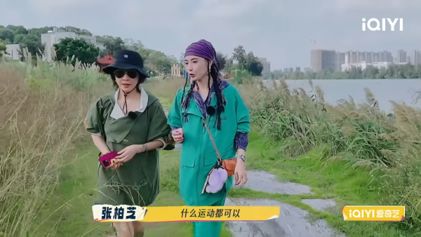 劉嘉玲突然爆狄波拉對張栢芝評價！栢芝聞言即時反應曝光 竟然咁樣秒回3個字？