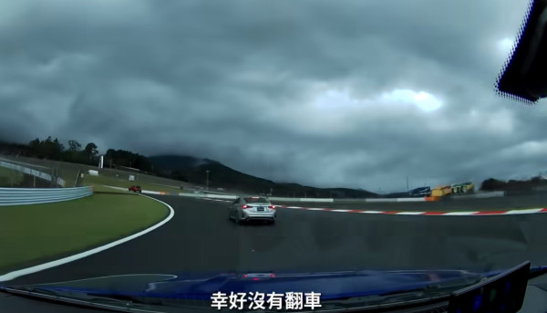 有車cam片！港男載大肚妻日本租跑車 飄移玩爛手掣解體︰打死不要承認 