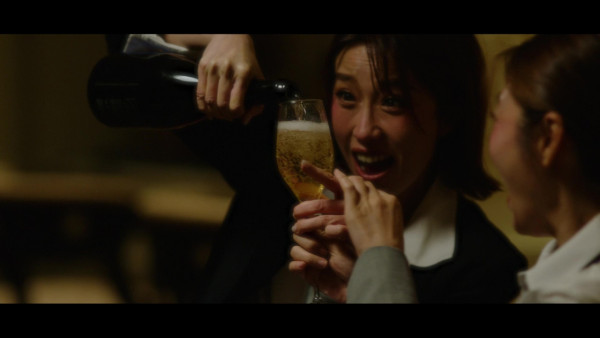 萬千星輝頒獎典禮2025｜宣傳片視帝太太坐鎮C位性感搶鏡 低胸大騷長腿！群星拱照盡顯地位