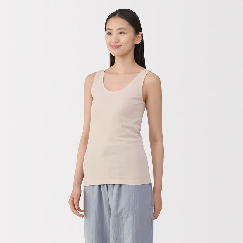 GU毛毛背心成秋冬斷貨王！低至$39遭瘋搶？港日台網民齊催再上架！推介6大替代款背心$74起買到