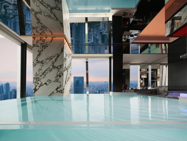 內地溫泉酒店推「暴風雨」沉浸式SPA 網民反應兩極:鐵達尼號式洗浴體驗