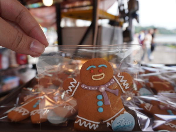 赤柱聖誕市集開鑼！記者現場直擊逾100檔進駐/免費穿梭巴士＋送新鮮生薑 必食薑汁Gelato/爆漿雞蛋仔/紅酒雪芭 