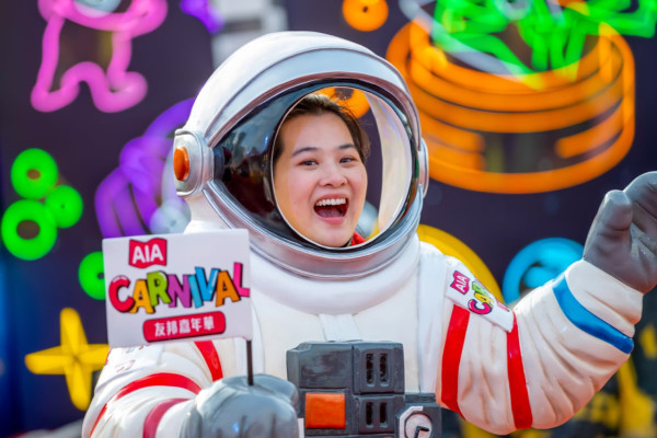 2026倒數好去處︱盤點香港9大最強倒數派對：從空中池畔狂歡到迪士尼星空匯演！