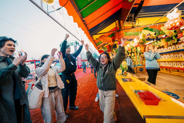 2026倒數好去處︱盤點香港9大最強倒數派對：從空中池畔狂歡到迪士尼星空匯演！