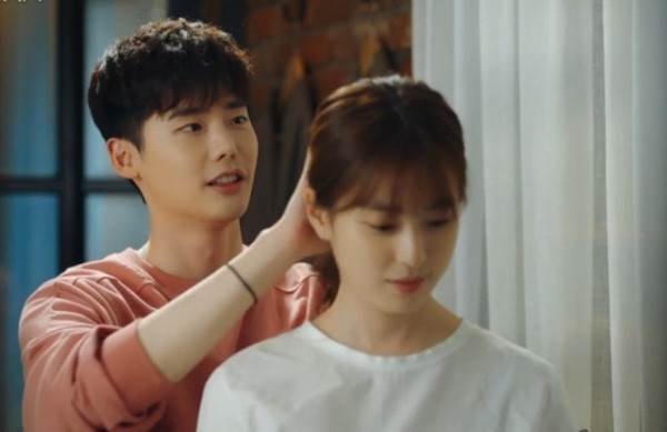 示意圖（《W兩個世界》劇照）