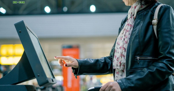 搭飛機避開手提行李超重有方法? 旅遊專家分享1奇招免額外收費