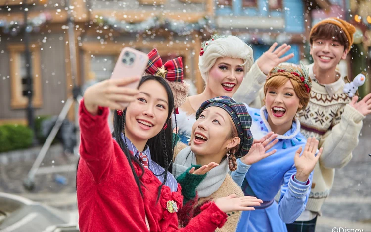 香港迪士尼樂園門票突發半價！輸入指定優惠碼！雙重暢玩入園日期再延長！