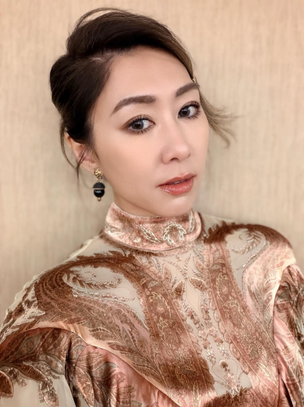前TVB視后離巢後宣佈北上進軍內地影壇！獲殿堂級導演賞識擔正身價暴漲
