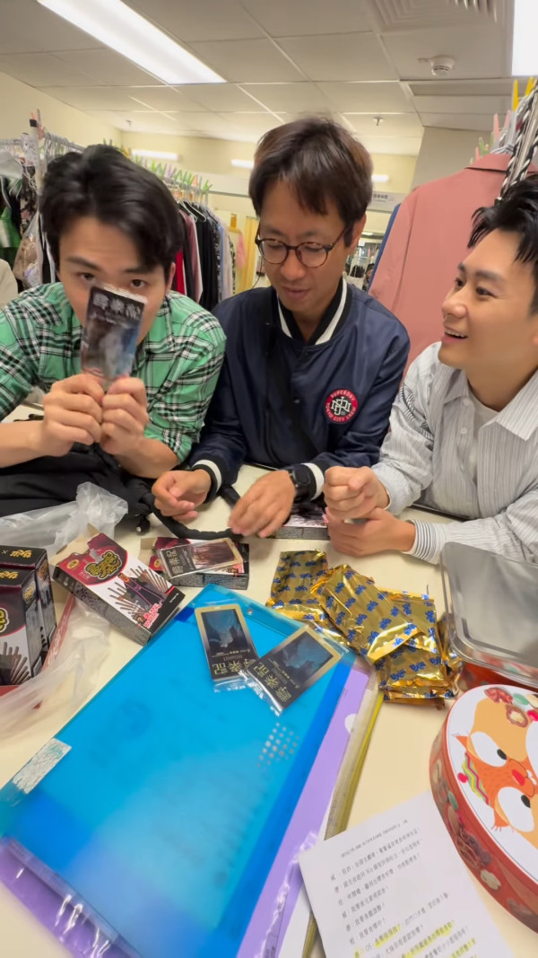 陳浚霆抽《尋秦記》小卡連開10盒古天樂？事與願違崩潰大叫︰我想要滕麗名呀！