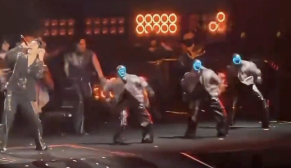 馬斯克竟睇王力宏演唱會？更隔空大讚6 位「非人類」伴舞【有片】