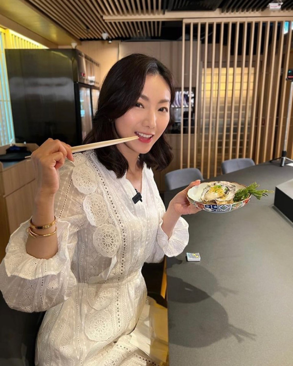 前新聞主播周嘉儀百萬愛馬仕手袋櫃極震撼 半山豪宅內貌曝光！落地窗睇無敵海景