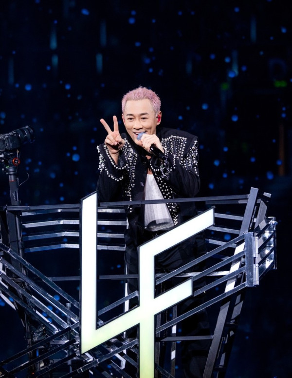 尋秦記｜細數5大主角演藝路高低起跌！近況發展大不同 25年後僅一人留TVB