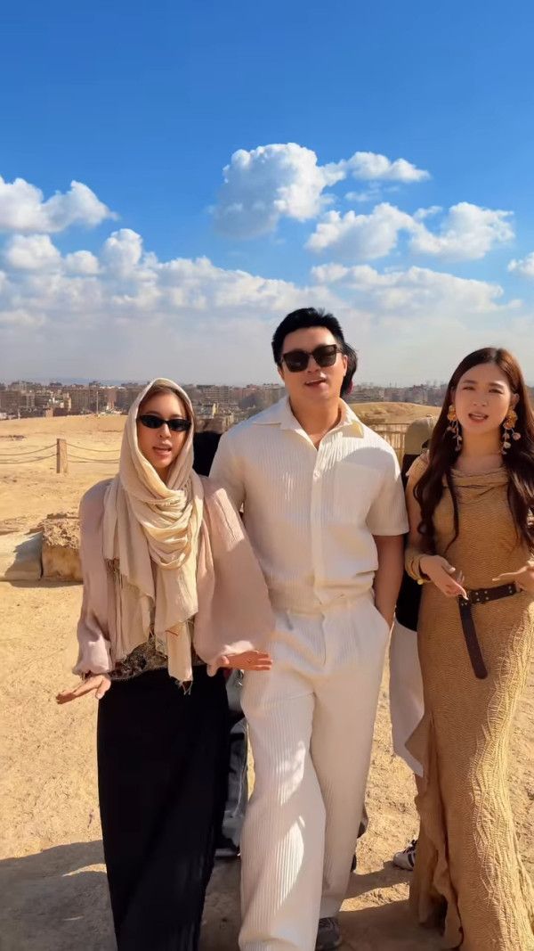 羅天宇孖陳懿德高調放閃蜜遊埃及洩蜜 一舉動被指太過刻意惹網民熱議