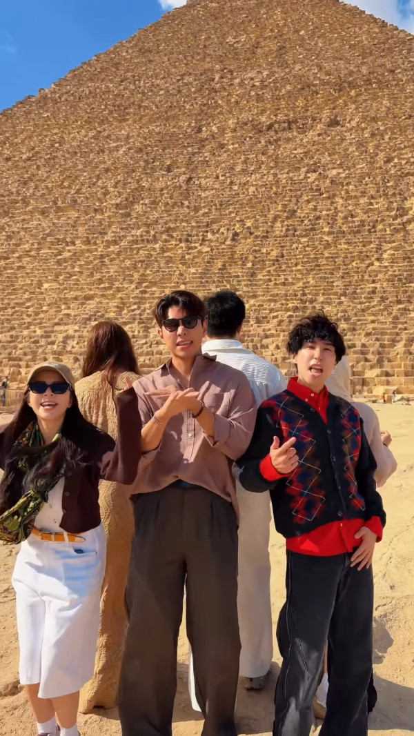 羅天宇孖陳懿德高調放閃蜜遊埃及洩蜜 一舉動被指太過刻意惹網民熱議