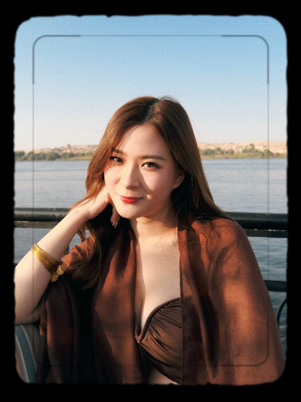 羅天宇孖陳懿德高調放閃蜜遊埃及洩蜜 一舉動被指太過刻意惹網民熱議