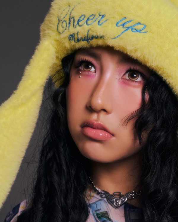 炎明熹一改黑長直髮挑戰全新形象！風格180度轉變前衛大膽驚艷網民