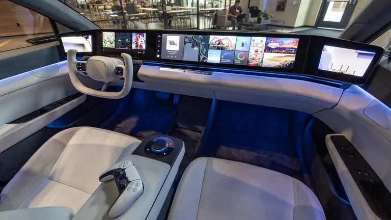 真正的 PS5 戰車！ Sony AFEELA 變身「流動機舖」 毋需主機車上即玩 GTA