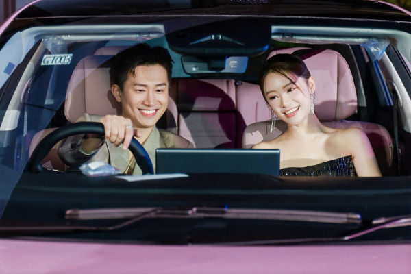 細車仔變身「1.8 米大床」？$14.2 萬起 AION UT 正式抵港！續航 500km + 無線 CarPlay 超抵玩