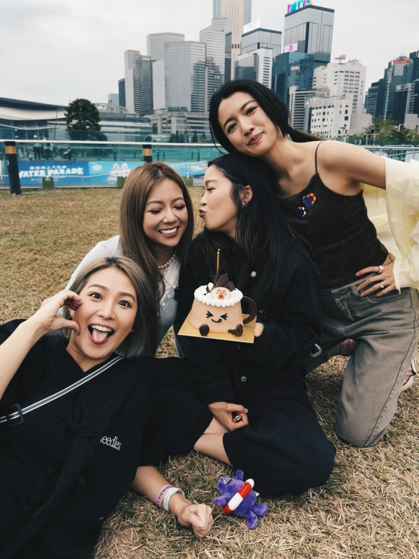 蔡思貝陳瀅閨蜜團「六缺一」難得合體 唯獨欠一位好姊妹惹猜測：好可惜…