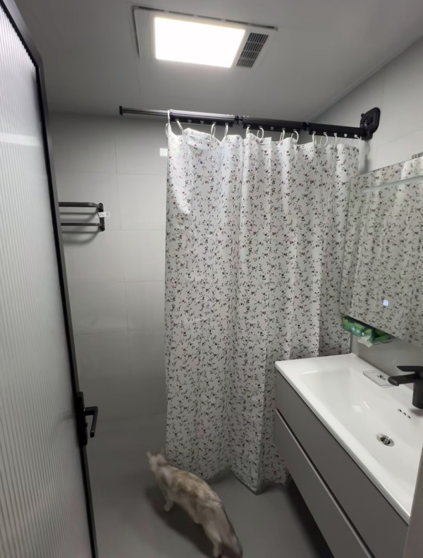 沖涼唔再成地水！公屋/納米樓必裝3大「乾濕分離」神物　免玻璃門/鑽牆一貼即用