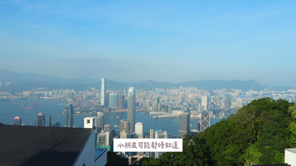 五索首度公開山頂豪宅10間房極震撼 豪設頂層室內樹屋！沙發3米咁長竟然唔係坐？