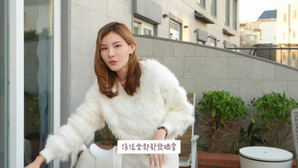 五索首度公開山頂豪宅10間房極震撼 豪設頂層室內樹屋！沙發3米咁長竟然唔係坐？