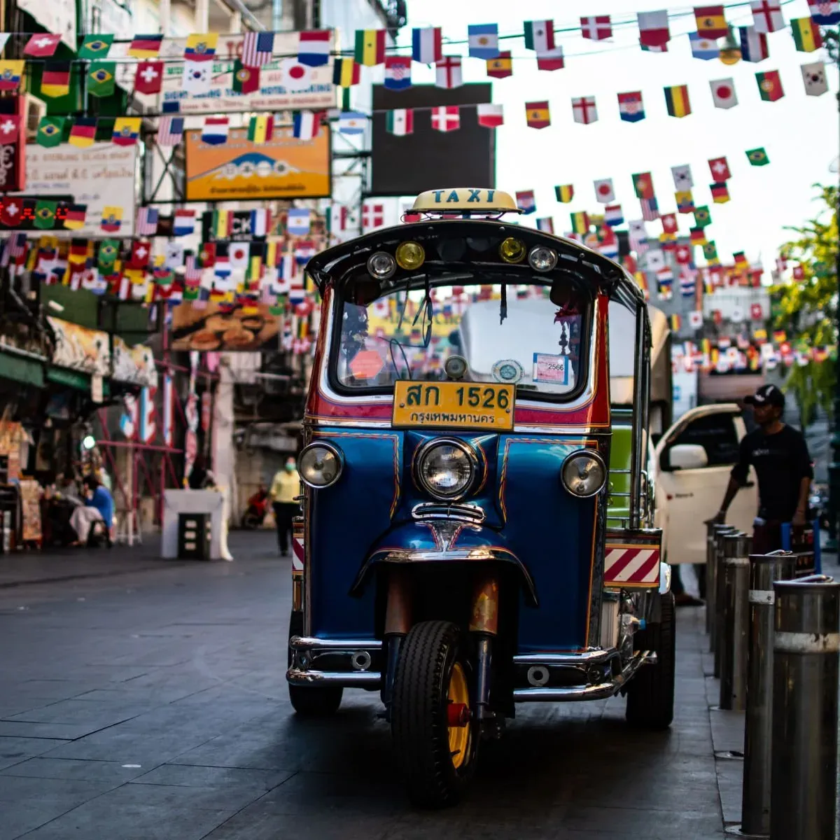 埃及騎駱駝唔准落?全球5大詐騙黑點公佈!遊客變提款機巴黎泰國上榜