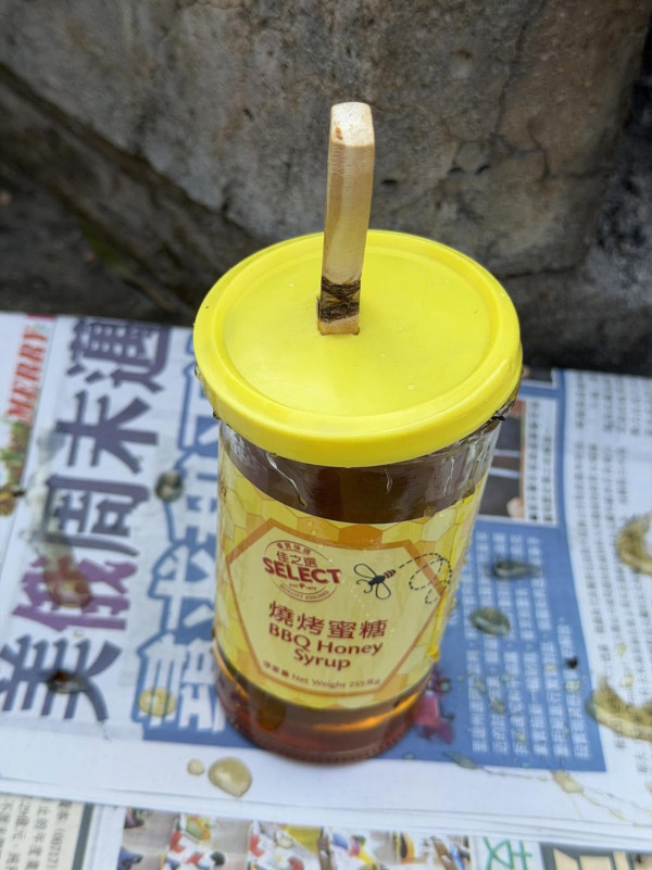 BBQ搽蜜糖搞到成手都係？Threads瘋傳「樽蓋隱藏用法」網民：全世界都要識