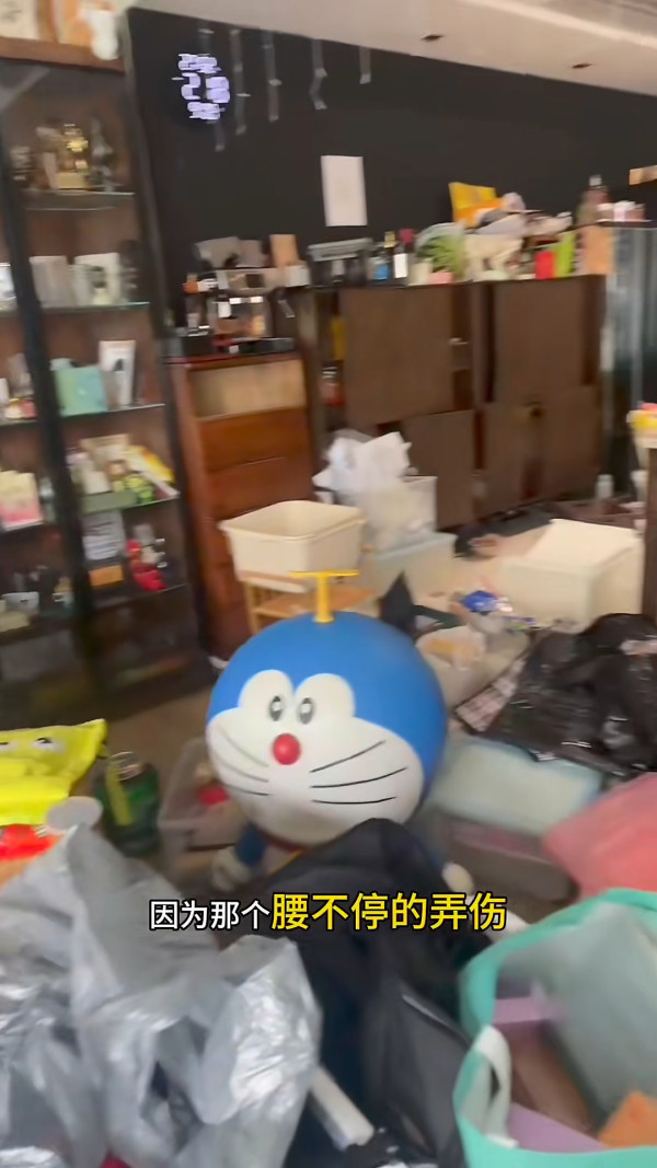 洪天明周家蔚宣布舉家移居深圳 一家四口告別大埔2000呎豪宅！兩公婆親自搬屋極盡艱辛